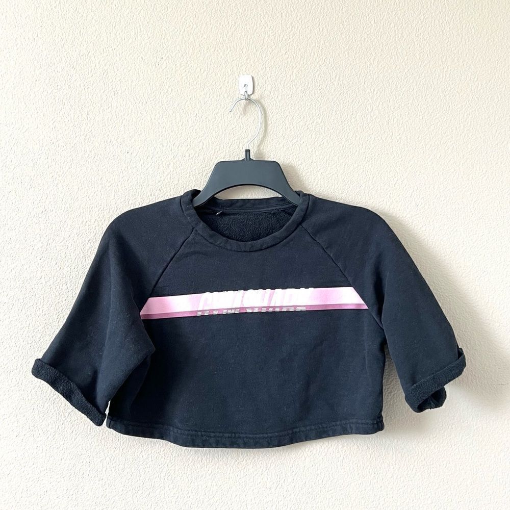 Gymshark Black Crop Top
